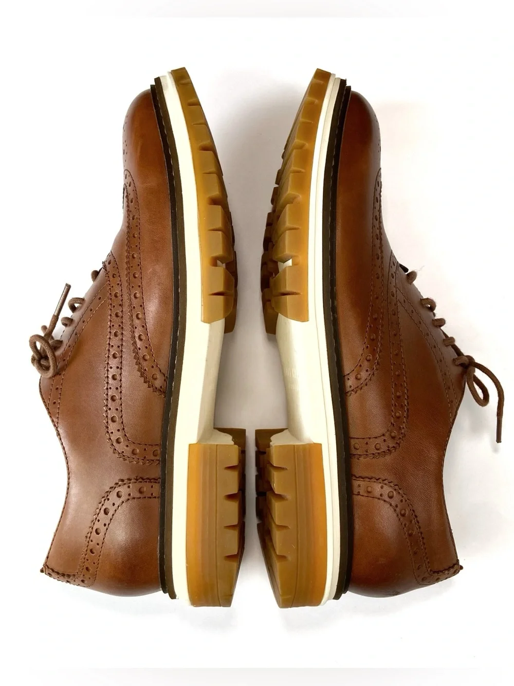 COLE HAAN Tahoe Featherfeel Wingtip Oxford Brown 10.5 Mens Classic Work Comfort